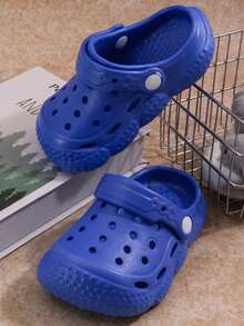2026 Neue einfarbige Kinder Clogs mit Hohlräumen, Sommer weiche Sohle rutschfeste und verschleißfeste Kleinkind Jungen/Mädchen Strandschuhe - Blau - Übersicht 10