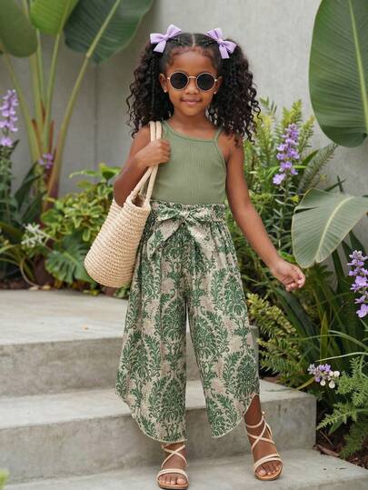 2pcs/Set Young Girls Solid Ribbed Camisole Top + Floral Print Asymmetrical Skort Set With Belt, Suitable For Beach, Vacation, Outdoor Wear