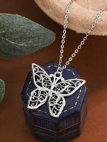 精致镂空动物蝴蝶几何吊坠项链，女士情人节礼物，锁骨链，毛衣链，珠宝 - 白色 - 查看 5