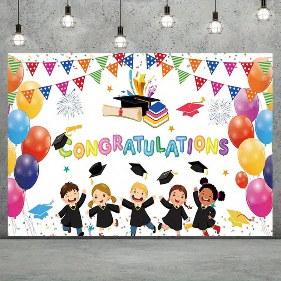 1 Stück Abschluss Dekorations-Set, beinhaltet 1 Hintergrundfahne, geeignet für Abschlussfeier. Perfekte Party Dekoration und Foto Requisite um Absolventen zu gratulieren, tolles Geschenk für Eltern und Freunde. - 4 - Übersicht 1