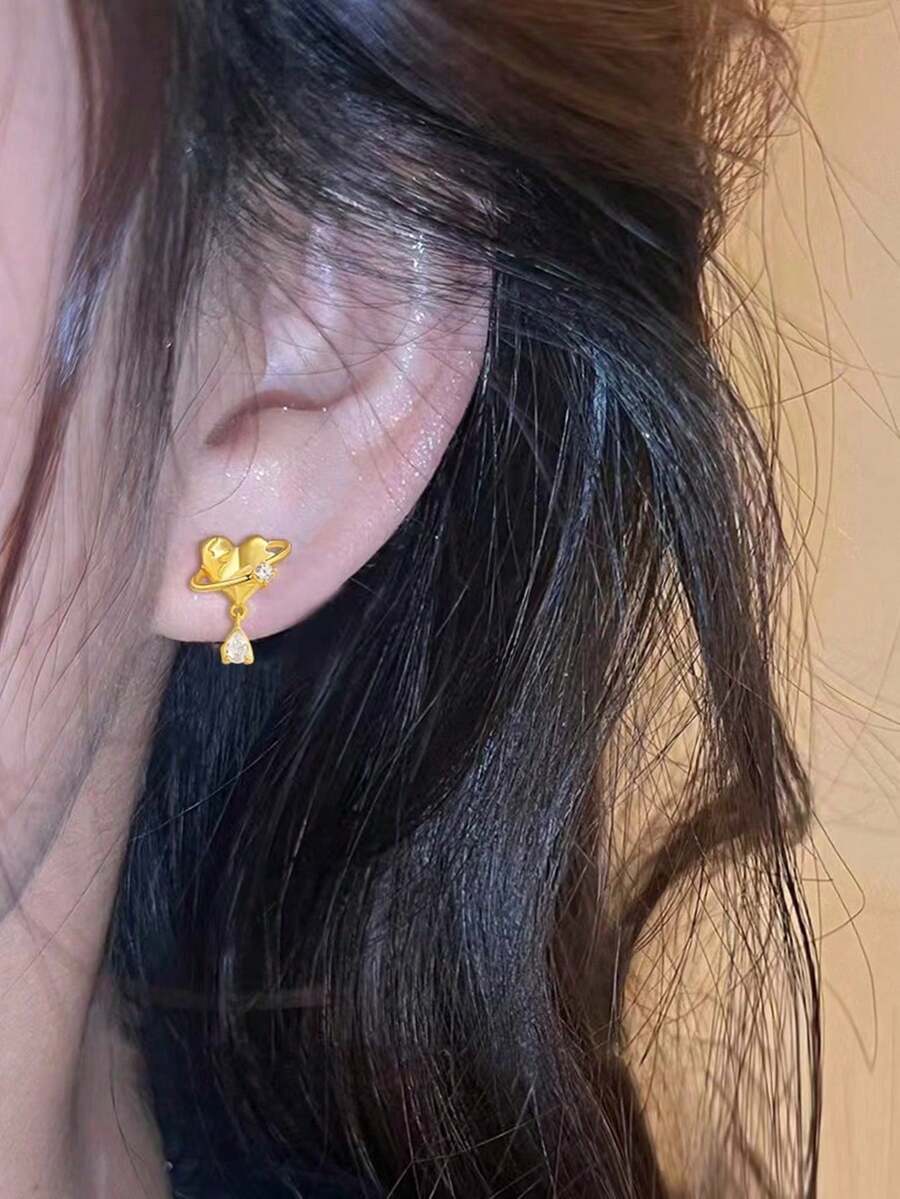 1 Pair S925 Sterling Silver Zirconia Heart Shaped Stud Earrings, Minimalist Chic Heart Earrings - Earrings - View 1