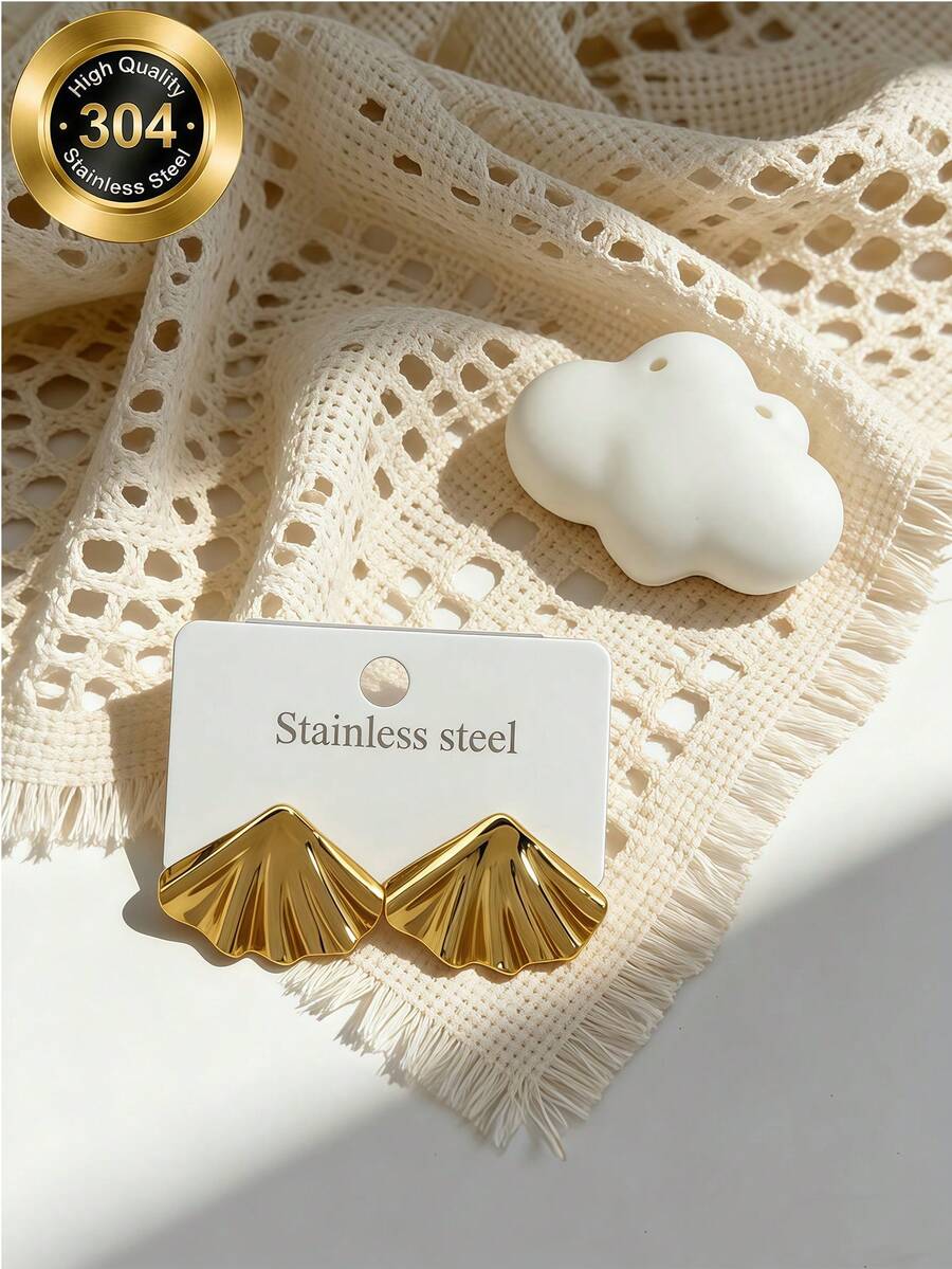 2pcs Gold-Tone Clip-On Earrings, Creative Asymmetrical Folding Leaf Design, 18K Gold Plated, Minimalist Fan-Shaped Textured Pendant Earrings, Suitable As Casual Jewelry Gift For Women - Gold - View 1
