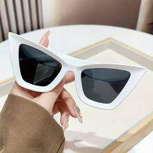 Retro Large Cat-Eye Women's Fashion Glasses - Stylish White Frame With Black Lenses, Suitable For Street Style And Party Wear, Party Glasses|Elegant And Stylish Glasses|Durable Glasses, Cat-Eye Glasses - 白色 - 查看 1