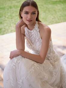 Halter High Neck 3D Floral Lace Tulle Wedding Dress, Boho Romantic Bridal Gown, Wedding Dresses For Bride, Elegant And Comfortable, Formal Dresses For Women, Suitable For Wedding, Party, Vacation, Bride, Formal Occasions, Dinner Dress, Prom Dress, After-Party Dress, Homecoming Dress, Cocktail Party, Birthday Party, Ceremony - 白色 - 查看 3