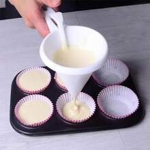 Adjustable Hand-Held Baking Funnel Tools Batter Chocolate Dispenser Pastry Cookie Cupcake Pancake Baking Tools - White - View 1
