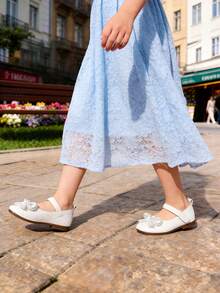 1双儿童白色珠光方头平底鞋，仿珍珠水钻蝴蝶结玛丽珍鞋，适合夏季郊游、婚礼、学校派对、休闲穿着 - 白色 - 查看 8