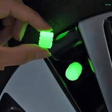 4 piezas Tapas de válvula universales que brillan en la oscuridad, cubiertas luminosas para el vástago de la válvula para automóviles, vehículos eléctricos, motocicletas, bicicletas, luces de advertencia de para conducción nocturna, se ajusta a todos los vehículos - 4 tapas de válvula fluorescentes - Ver 11