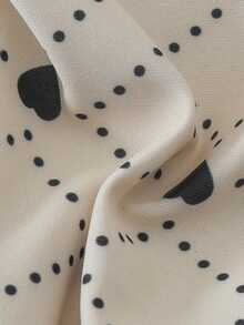 可爱性感的女士比基尼套装，采用打结爱心印花文胸和内裤设计，弹性面料，适合度假海滩夏季穿着。 - 米色 - 查看 6