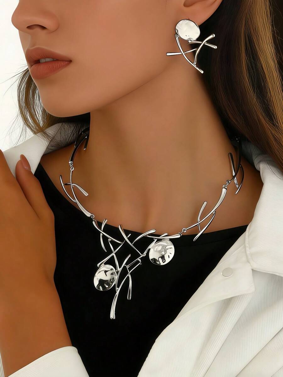 3pcs/Set European And American Minimalist Retro Geometric Necklace Set, Personalized Exaggerated Necklace Suit For Daily Wear And Party - Silver - View 1