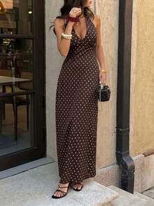 女士夏季低领系带露背拉链波点面料性感优雅连衣裙，适合约会、度假、派对、晚宴、情人节、生日等各种场合。 - 卡其色 - 查看 3