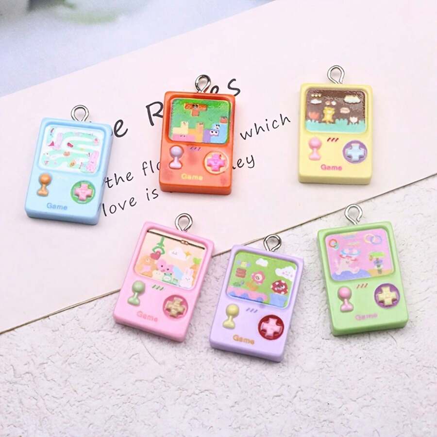 6/12个迷你游戏手柄造型吊坠，趣味树脂设计，适合DIY珠宝、耳环、项链、手机挂绳及其他手工艺品 - 遊戲機 - 查看 1