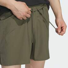 Adidas 男士 ESS RN SHORT M 休闲百搭日常梭织短裤 KH3761 - 綠色 - 查看 4