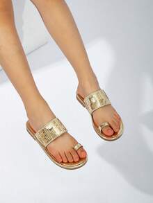 Girls' Sequin Casual Fashion Flip Flops For Vacation - Gold - View 6