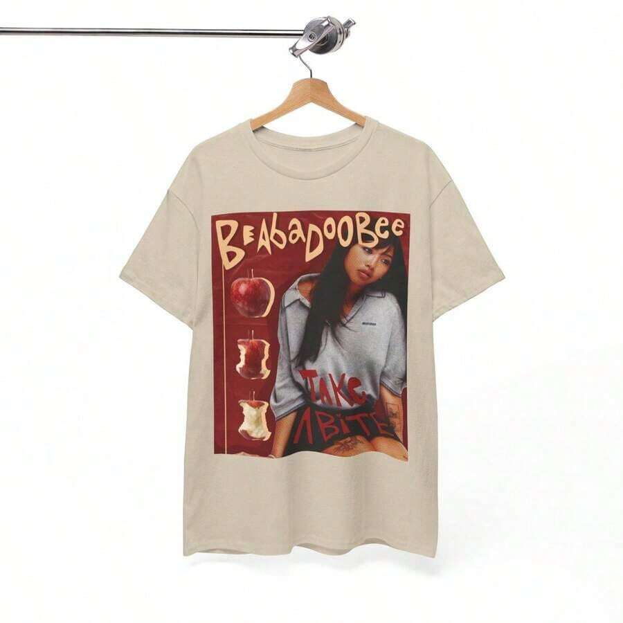Beabadoobee Inspired Graphic Tee - Retro Aesthetic Music Shirt - Fan Art-Shirt - 90s Vintage Style Unisex Top FoMinimalist Style  Sweatshirt - 白色 10 - 查看 1