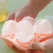 四格3D玫瑰花形冰格，硅胶冰模带盖，花朵冰球制作器。包含1个四格玫瑰花形硅胶冰格、1个3D玫瑰花形冰格和1个冰球制作器。采用易脱模、耐用的硅胶材质，适用于冰箱制冰，可用于威士忌、鸡尾酒以及浪漫场合。 - 小號粉紅色 - 查看 9