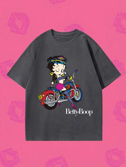 Whysmera SHEIN X Betty Boop Áo thun nữ tay ngắn mùa hè in hình hoạt hình retro (Betty trên xe máy cầu vồng), phong cách E-girl ngọt ngào và cá tính, sự kết hợp giữa phong cách retro Mỹ và thẩm mỹ thiên niên kỷ Y2K, thời trang và đa năng cho trang phục hàng ngày, phù hợp cho các buổi hẹn hò, mua sắm, sinh hoạt học đường, tiệc tùng theo chủ đề, chợ đồ vintage, dã ngoại mùa hè và các buổi tụ họp ngày lễ, một món đồ cơ bản để tạo nên những bộ trang phục đường phố độc đáo.