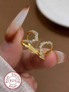 1枚925纯银奢华永恒璀璨双U形锆石镶嵌戒指，时尚酷炫，镂空设计，适合女性日常通勤、派对等场合，高品质，精致珠宝礼品。 - 雙U對排鋯石戒指 - 查看 1