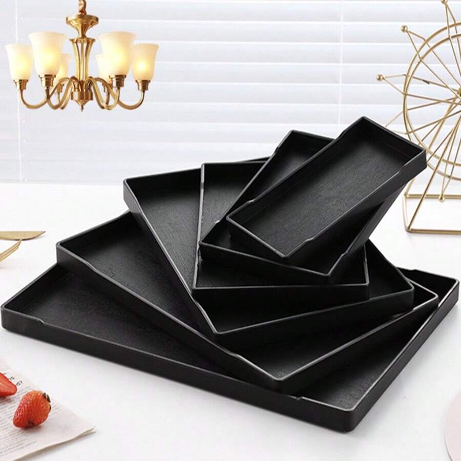 1个黑色塑料托盘，轻便不易碎，适用于餐厅、早餐、晚餐、饮料、厨房、客厅等场合。 - 查看 1