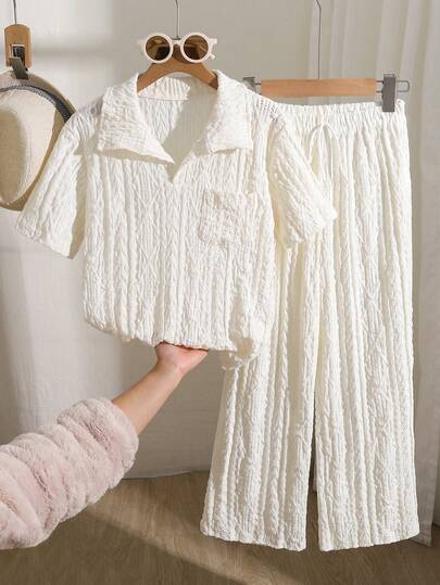 1 Set Apricot Toddler Boys' Casual Sports Vintage Texture Polo Collar T-Shirt And Pants 2-Piece Set, Suitable For Children, Ideal Choice For Back To School Season, Also Suitable For Birthday Party, Banquet, Performance, Wedding, Baptism, Opening Ceremony And Other Occasions, Comfortable For Daily Wear, Suitable For School, Travel, Sports, Especially Suitable For Spring And Summer.