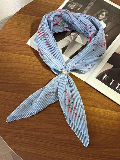 1条碎花褶皱小方巾，女士发饰（含丝巾夹）