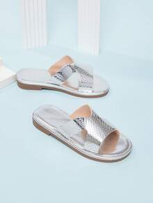 New Summer Girls Snake Skin Pattern Beach Flat Open Toe Sandals - Silver - View 2