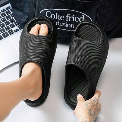 Men's Indoor/Outdoor Slippers, Thick Sole Anti-Slip Durable Comfortable Versatile