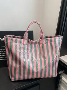 时尚学院风大容量手提包 - 采用轻质PVC和牛皮纸制成，魔术贴封口，是女士的时尚之选 - 彩色 - 查看 14