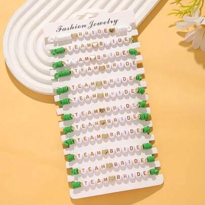 Bộ 12 vòng tay đất sét mềm nhiều lớp hình chữ cái và trái tim dành cho cô dâu và phù dâu, thích hợp cho tiệc độc thân, lễ đính hôn, tiệc chiêu đãi, dạ hội, hoặc làm quà tặng.