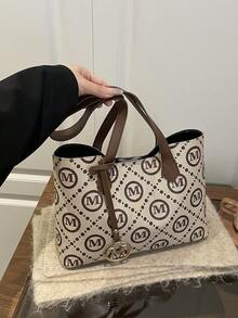 全印花手提袋，复古字母印花手提袋，大容量，通勤旅行的理想腋下包，送给妈妈的绝佳母亲节礼物 - 卡其色 - 查看 2