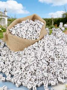 100/1000 件/包白色背景黑色字母珠，6 毫米亚克力方形英文字母珠，DIY 珠宝制作用品，装饰配件 | 溢出珠子 | 用于珠宝制作的耐用珠子材料 - 白色 - 查看 18