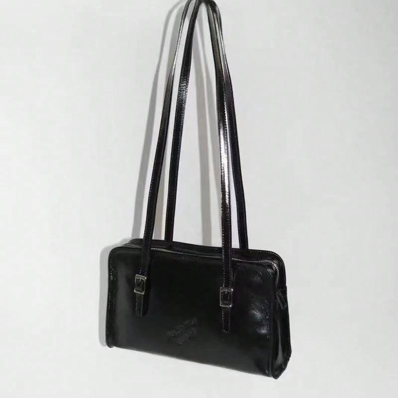 2026 New Fashionable Women Shoulder Bag Retro Paloma Handbag Simple Design Casual Wool Underarm Bag - 黑色 - 查看 1