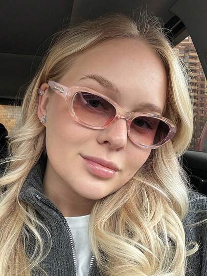 1 PC Women's Retro Oval Fashion Glasses Lightweight Snug Fit Transparent Pink Frame Refreshing And Breathable Design Suitable For Outdoor Commute With Glasses Box