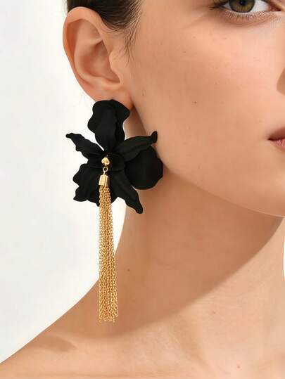1对复古丝绒大花朵长流苏耳环，适合女士参加派对和晚宴