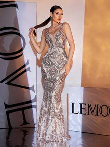 Gold Sequin Backless Deep V-Neck Sleeveless Mermaid Party Evening Gown (Front Top Half, Back Random Floral Pattern, Not Matched) - Gold - View 4