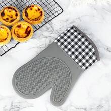 2pcs Silicone Oven Mitts, Heat Resistant Gloves For Oven And Microwave To Prevent Burns - View 5