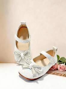 1双儿童白色珠光方头平底鞋，仿珍珠水钻蝴蝶结玛丽珍鞋，适合夏季郊游、婚礼、学校派对、休闲穿着 - 白色 - 查看 4