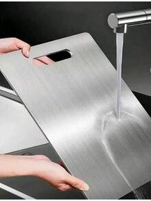 1pc High Quality Stainless Steel Double-Sided Round Cutting Board, Stainless Steel Chopping Board - Thickened Anti-Mold, Easy To Clean, Suitable For Kitchen, Dining Room, Meat, Fruits And Vegetables, Multifunctional And Practical, Minimalist Design - Silver - View 8