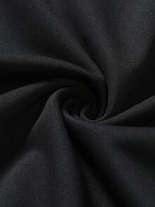 The Men's Style Is Suitable For Black Casual Fashion Hooded Plush Warm Hooded Sportswear In Spring And Autumn Or Winter. The Green Background And White Pattern Claw Mark Logo Are The Core Visual Elements. The Back Is Printed With A Large Size And The Chest Is Printed With A Small Logo, And The Arms Are Printed With The Word "MONSTER". This Multi-Functional Sports And Casual Loose Fit Is Suitable For Daily Travel And Street Wear, Made Of Soft Fabric - 黑色 - 查看 4