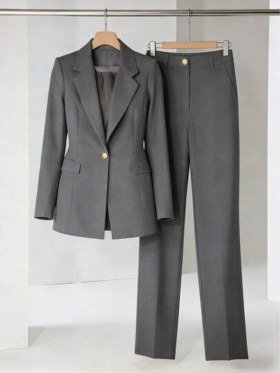 Conjunto blazer com forro e ombreira e calça pantalona botão dourado social
