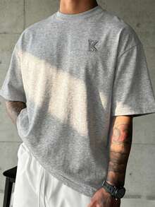 Krometka 男士休闲百搭简约字母 K 胸前印花短袖 T 恤 - 灰色 - 查看 1