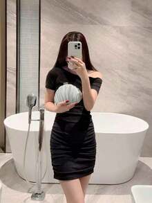 OpulAura Women's Elegant/Luxury Pleated Satin Box-Shaped Clutch Bag, Romantic Wedding Purse, Charming/Refined Evening Dress Bag, Minimalist White Box Handbag With Detachable Chain, Suitable As Holiday Gift, Clutch Bag For Wedding - 銀色 - 查看 8