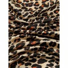 1pc Women's 90CM Fashion Scarf With Leopard Print, Satin Square Bandana Headscarf, Spring/Summer - 酒紅色 - 查看 11