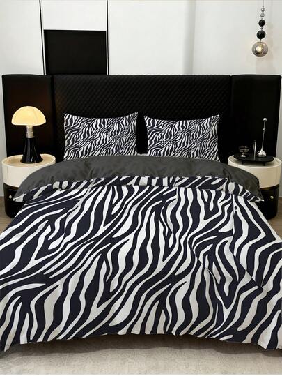 3pcs Modern Zebra Striped Print Duvet Cover Set (1*Duvet Cover + 2*Pillowcase, Without Core), Bold Black & White Animal Print Bedding, Breathable Comforter Cover With Zipper Closure, Ideal For Elevating Any Bedroom Aesthetic, Perfect For Minimalist, Edgy Or Safari-Inspired Spaces, Suitable For Hotel, Bedroom, Guest Room And Dormitory Decoration Bedding, And Easy Care,Chic, Lightweight, Breathable, And Easy Care,Fashion Modern Simple