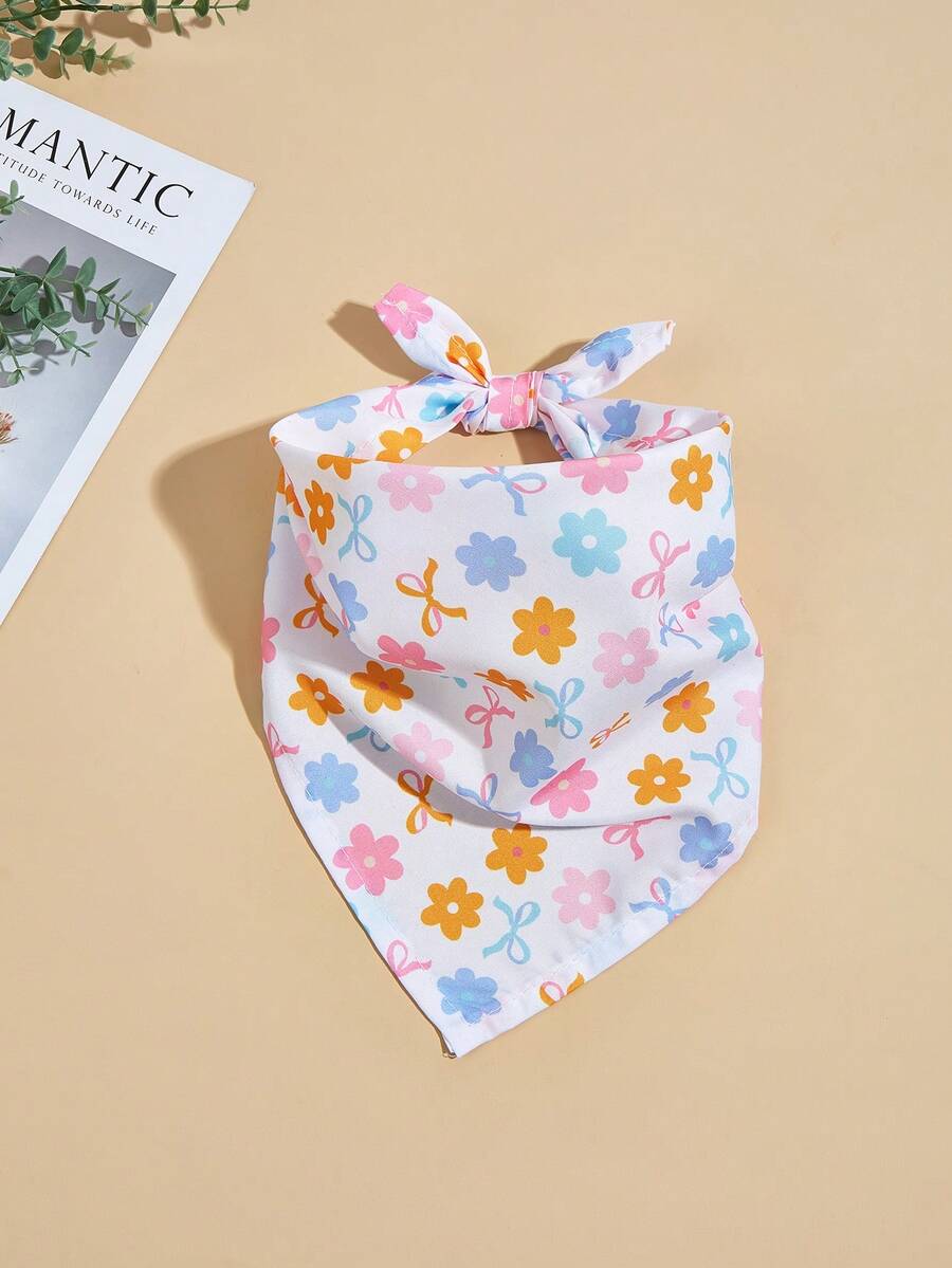 Cute & Sweet Pet Triangle Bib/Scarf, Suitable For Cats And Dogs