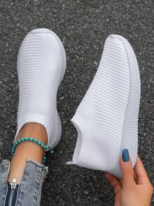 Women's Fashionable Solid Color Comfortable Breathable Slip-On Running Sneakers - White - View 6