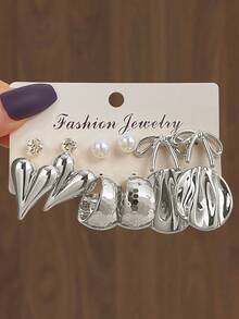 12件套 2026款水钻珍珠3D心形蝴蝶结C形耳环，奢华简约独特个性化高端设计耳环套装，适合日常佩戴 - 銀色 - 查看 1