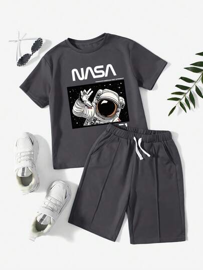 Tween Boy Letter & Astronaut Print Short Sleeve T-Shirt And Drawstring Waist Shorts Casual Outfit