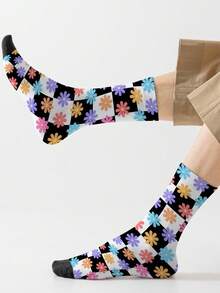 1 双 360 男士袜子 – 趣味十足的格子花朵印花，柔软舒适，弹性极佳，这款时尚休闲街头嘻哈 360 袜子非常适合用作压缩装备、情人节袜子或宽松的孕妇袜。 - 彩色 - 查看 5