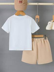 Bộ đồ hoạt hình ngộ nghĩnh 2 món cho bé trai! Áo thun in chữ và kính thời trang, họa tiết gà và chuối nhảy múa + quần short. Bộ đồ hè. - Rượu sâm banh - Xem 2