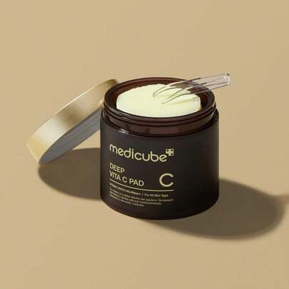 Medicube Deep Vita C Pad 150GM - Vitamin C Whitening Pads